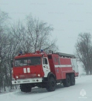 Спасатели МЧС России приняли участие в ликвидации ДТП в селе Ильинка Алексеевского городского округа