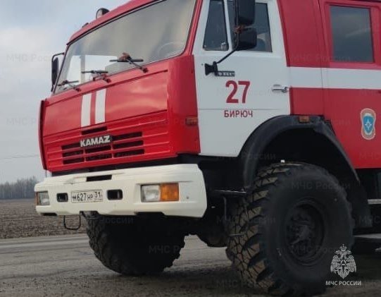 Спасатели МЧС России приняли участие в ликвидации ДТП на автодороге Алексеевка - Белгород